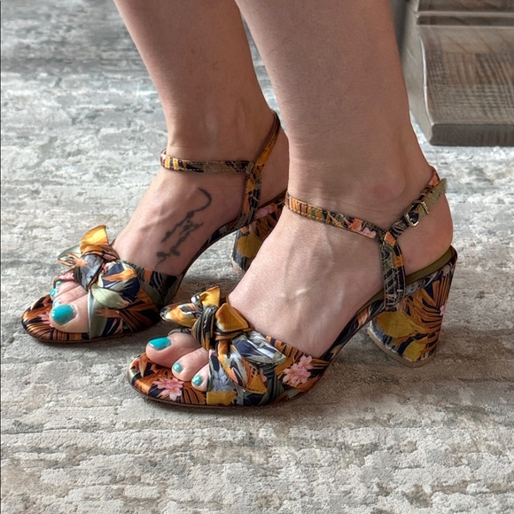 Antonio Melani Summer Spring Floral Block Heel Bow Round Toe Sandals - Picture 5 of 11